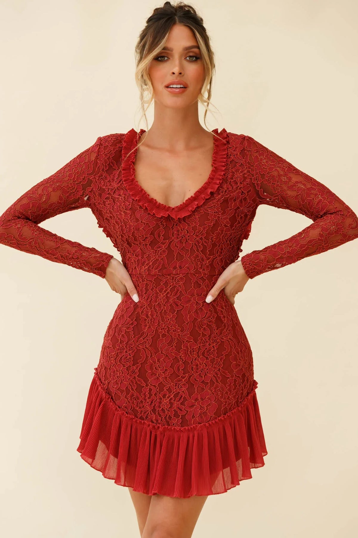 Isabella Long Sleeve Open Back Lace Dress Antique Rose