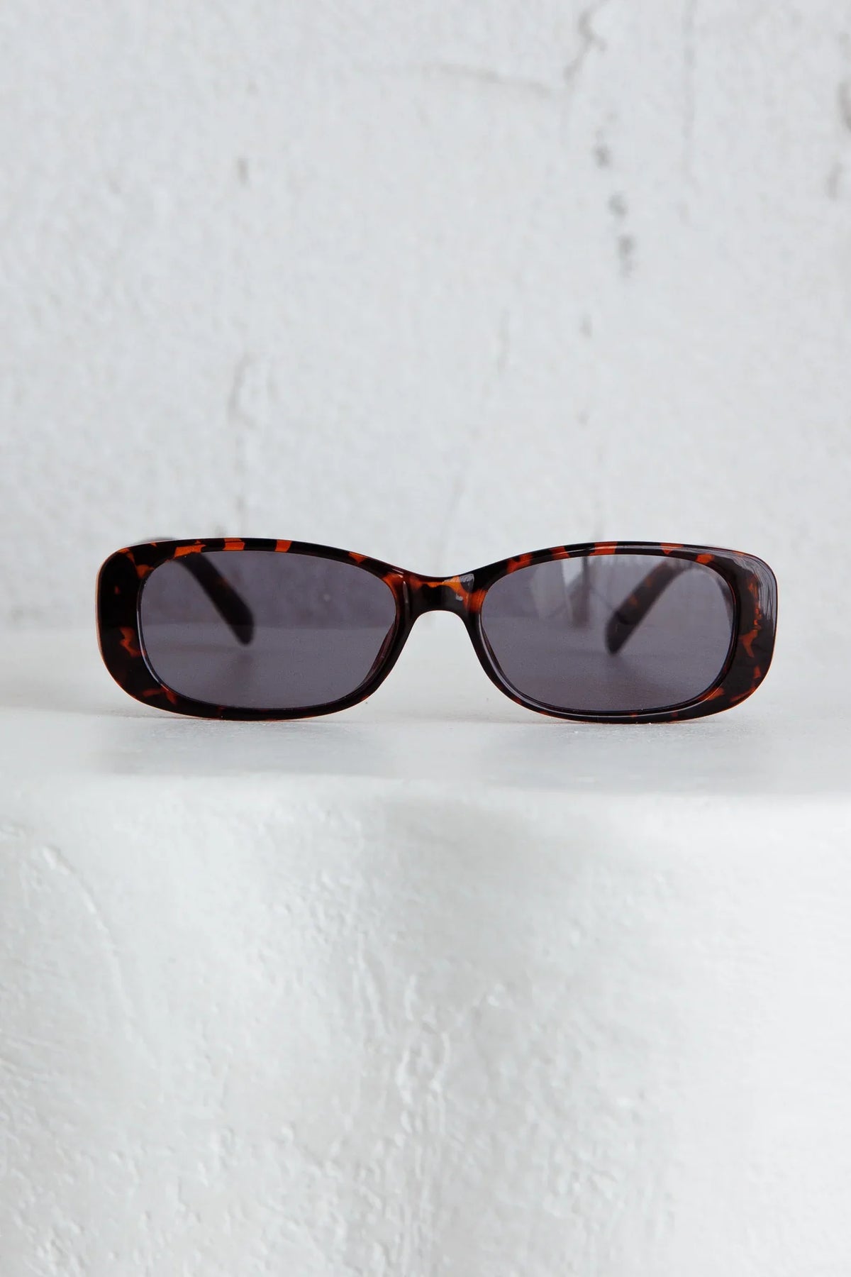 Eola Retro Sunglasses Tort