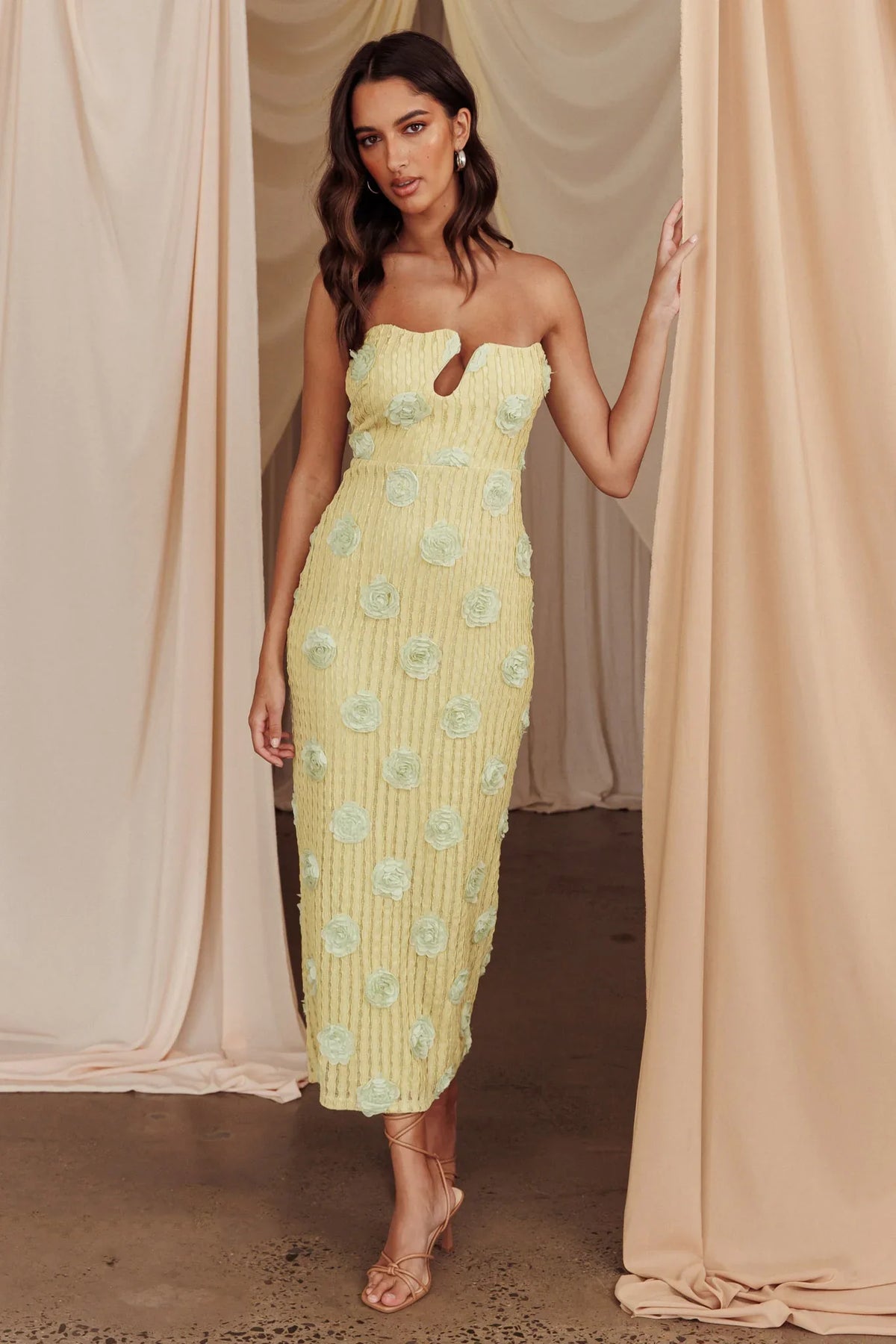 Horizon Strapless Textured Floral Midi Dress Green