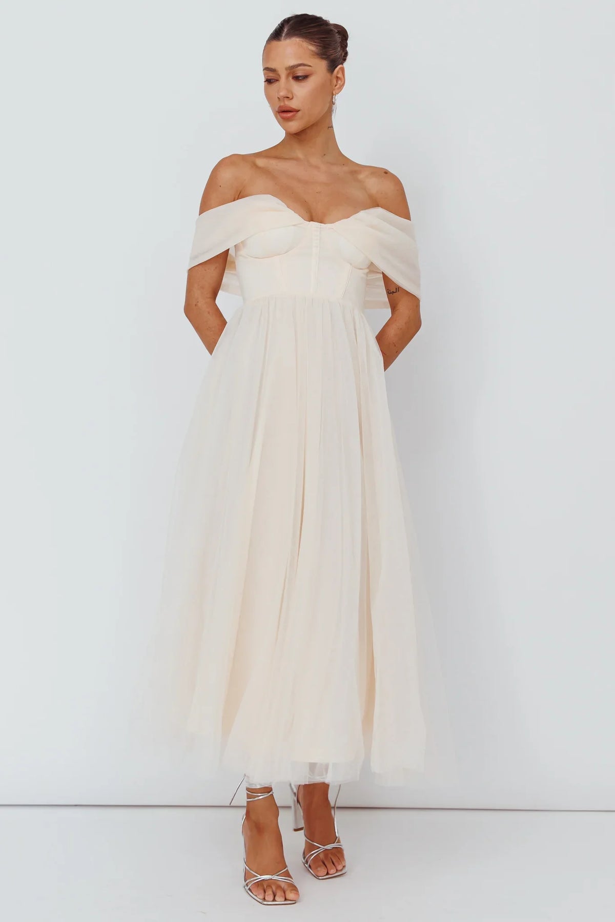 Dreamers & Lovers Off-Shoulder Maxi Dress Vanilla