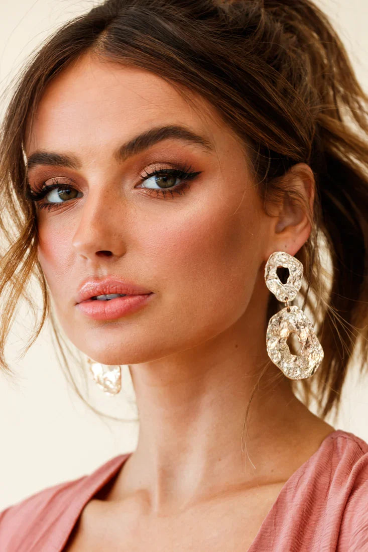 Barcelona Hammered Metal Earrings Gold