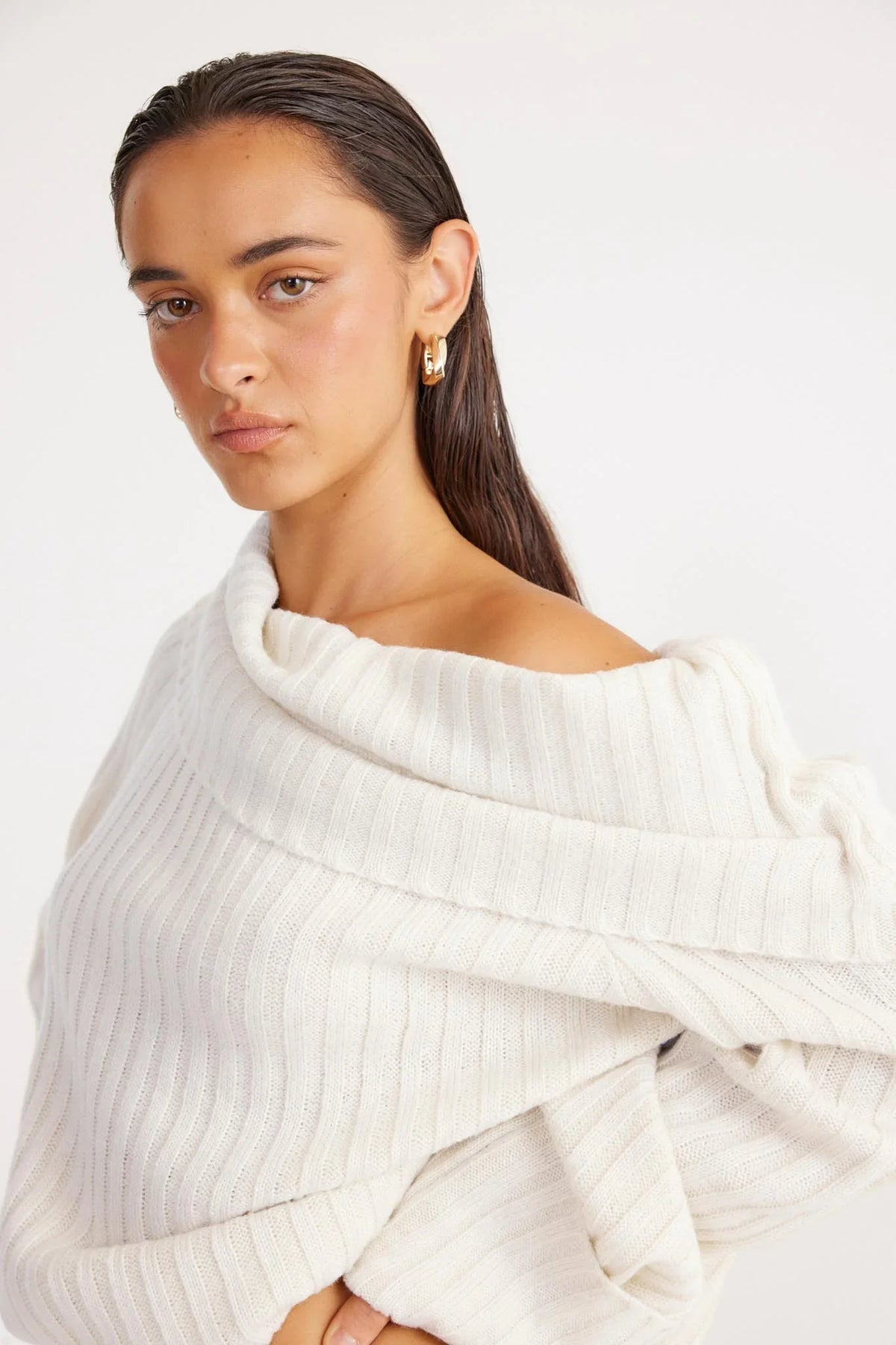 SNDYS Brooks Off Shoulder Jumper White