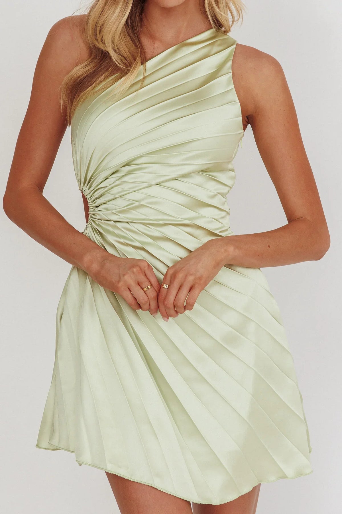 Glow Ray One-Shoulder Pleat Dress Apple