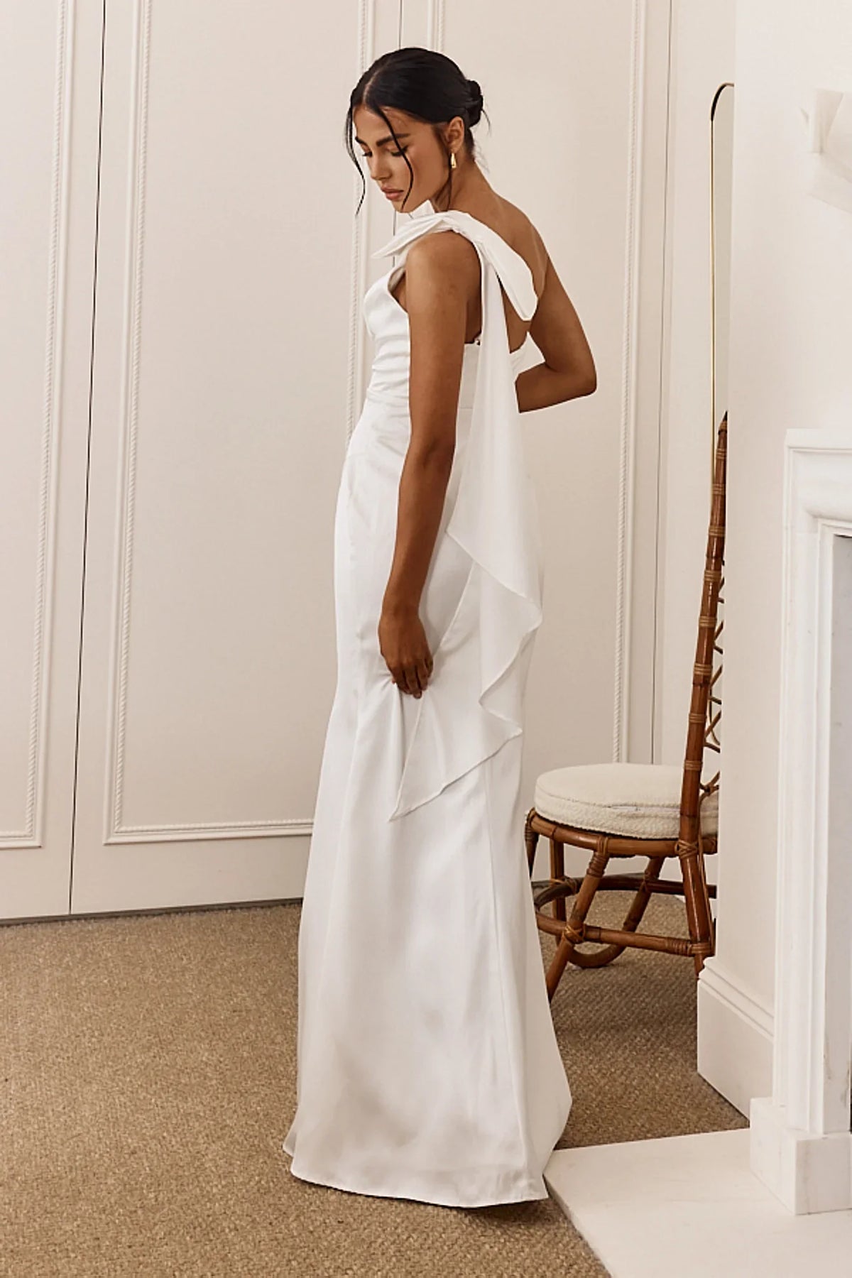 Carriann One-Shoulder Bow Maxi Dress White