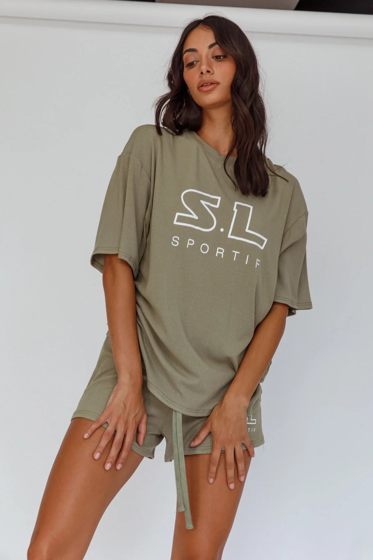 On Track SL Logo Shorts Khaki