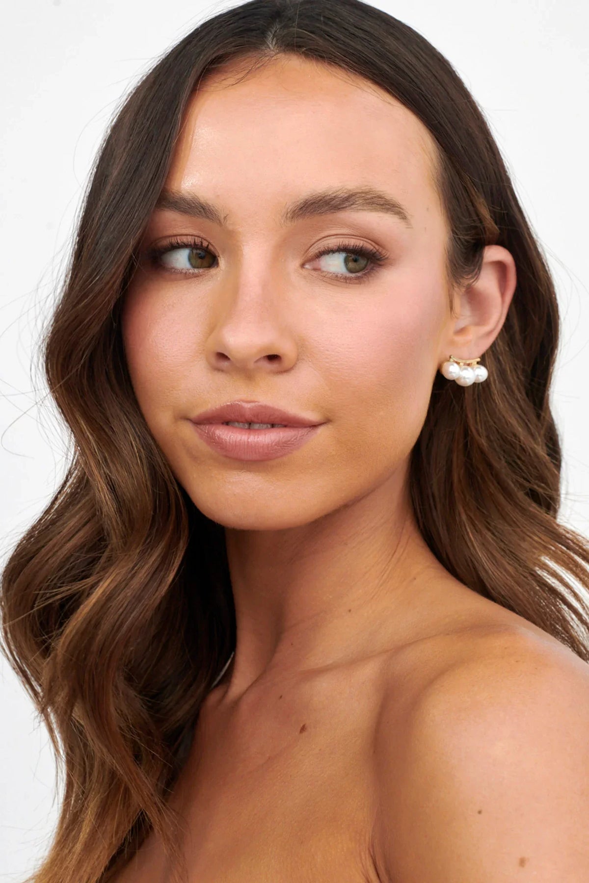 Eva Three Pearl Earrings Gold