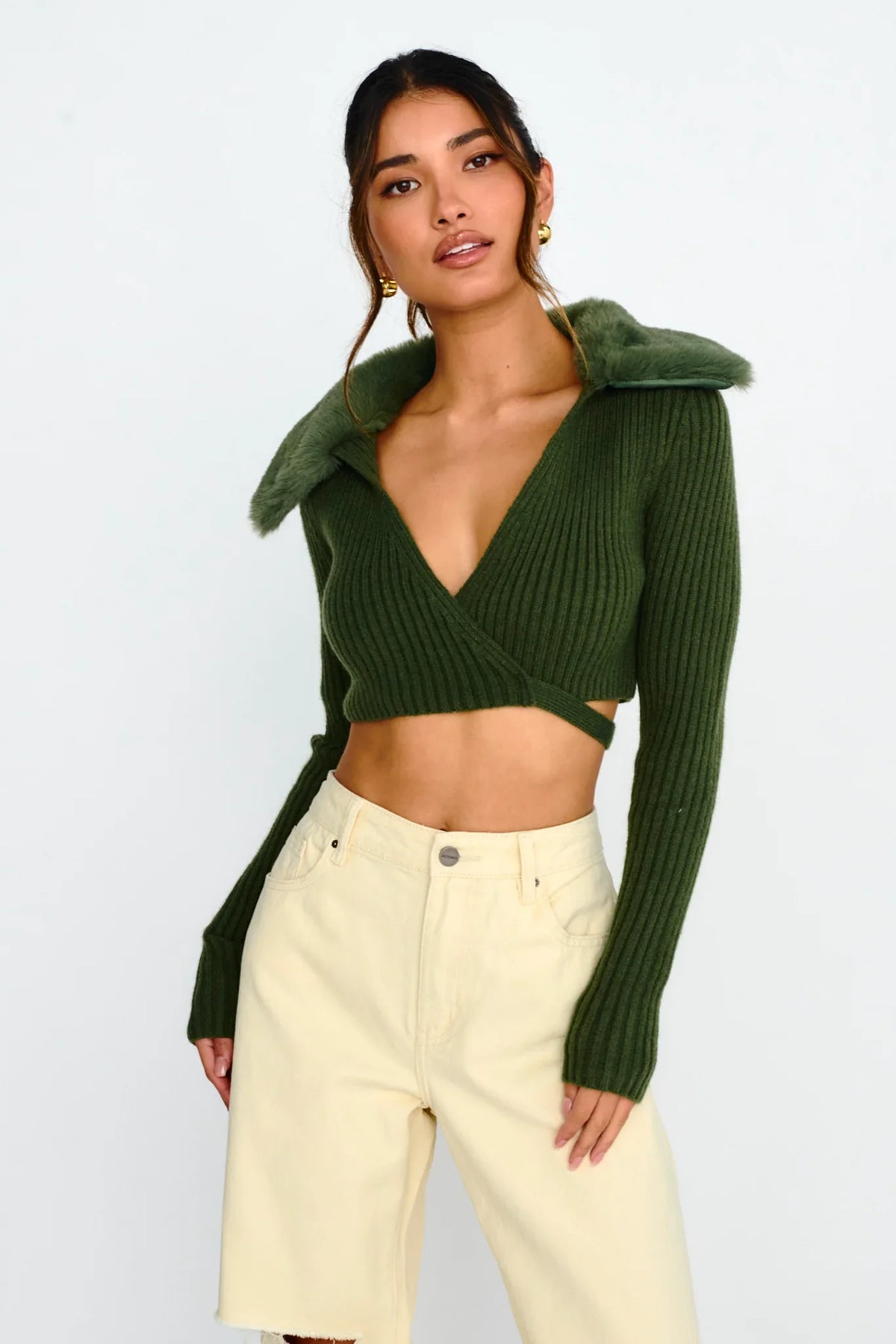 Hollyoak Fur Collar Knit Crop Top Dark Olive