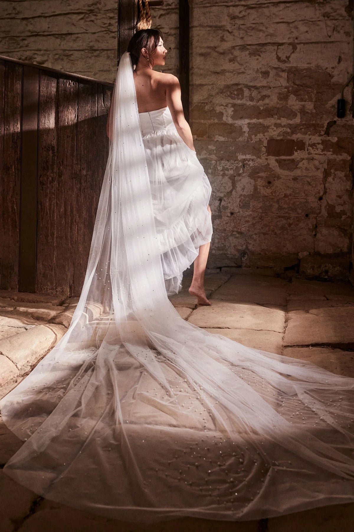 Divine Long Pearl Veil White