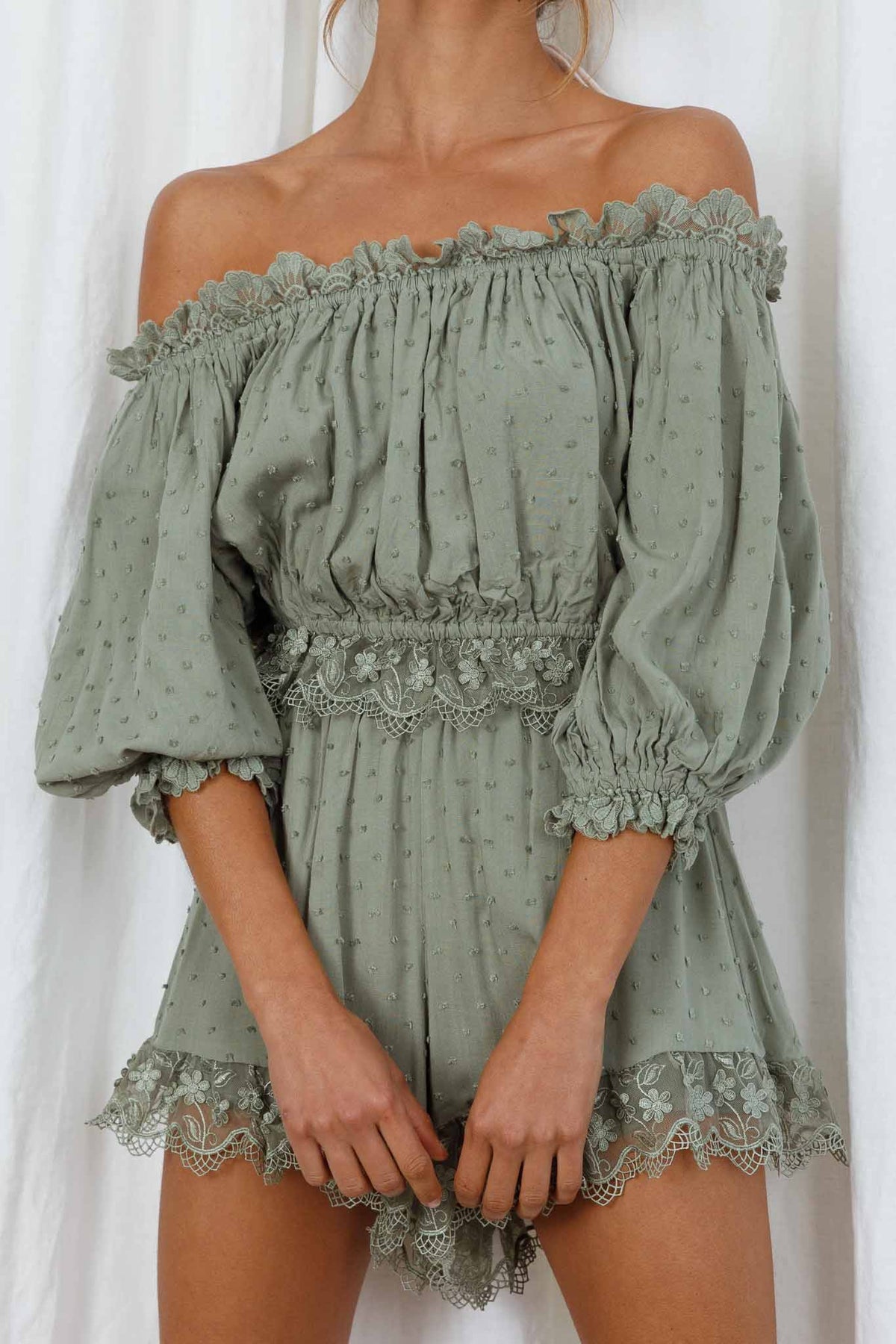 Romilly Scalloped Lace Trim Shorts Olive