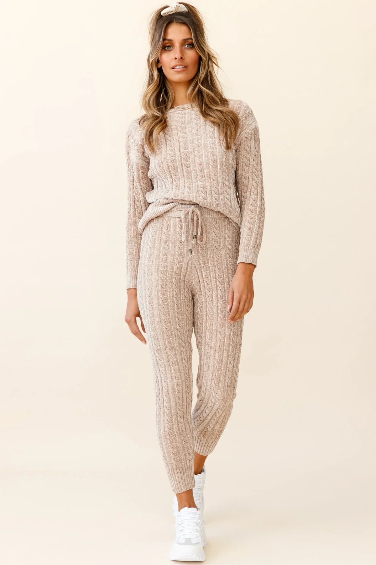 Kansas Long Sleeve Cable Knit Sweater Brown