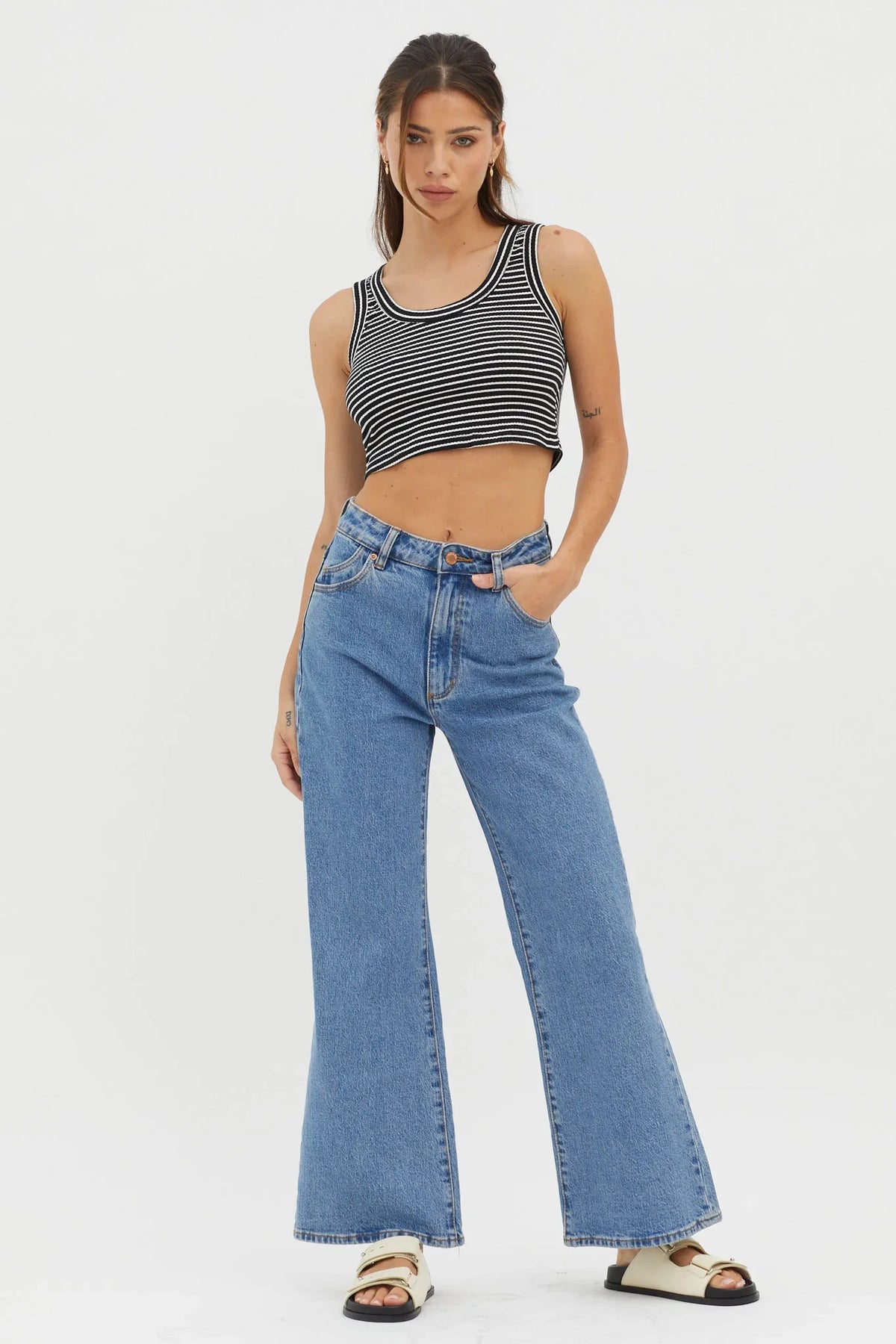 In Sync Scoop Neck Crop Top Black Base