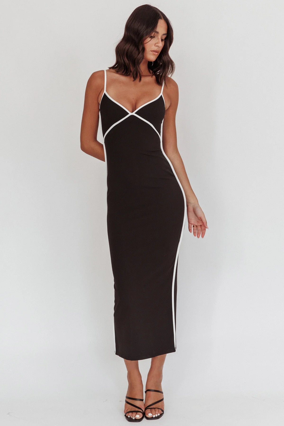 She's A Mystery Piping Trim Maxi Dress Black