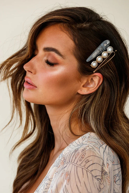 Anthea Pearl And Grey Clip Trio