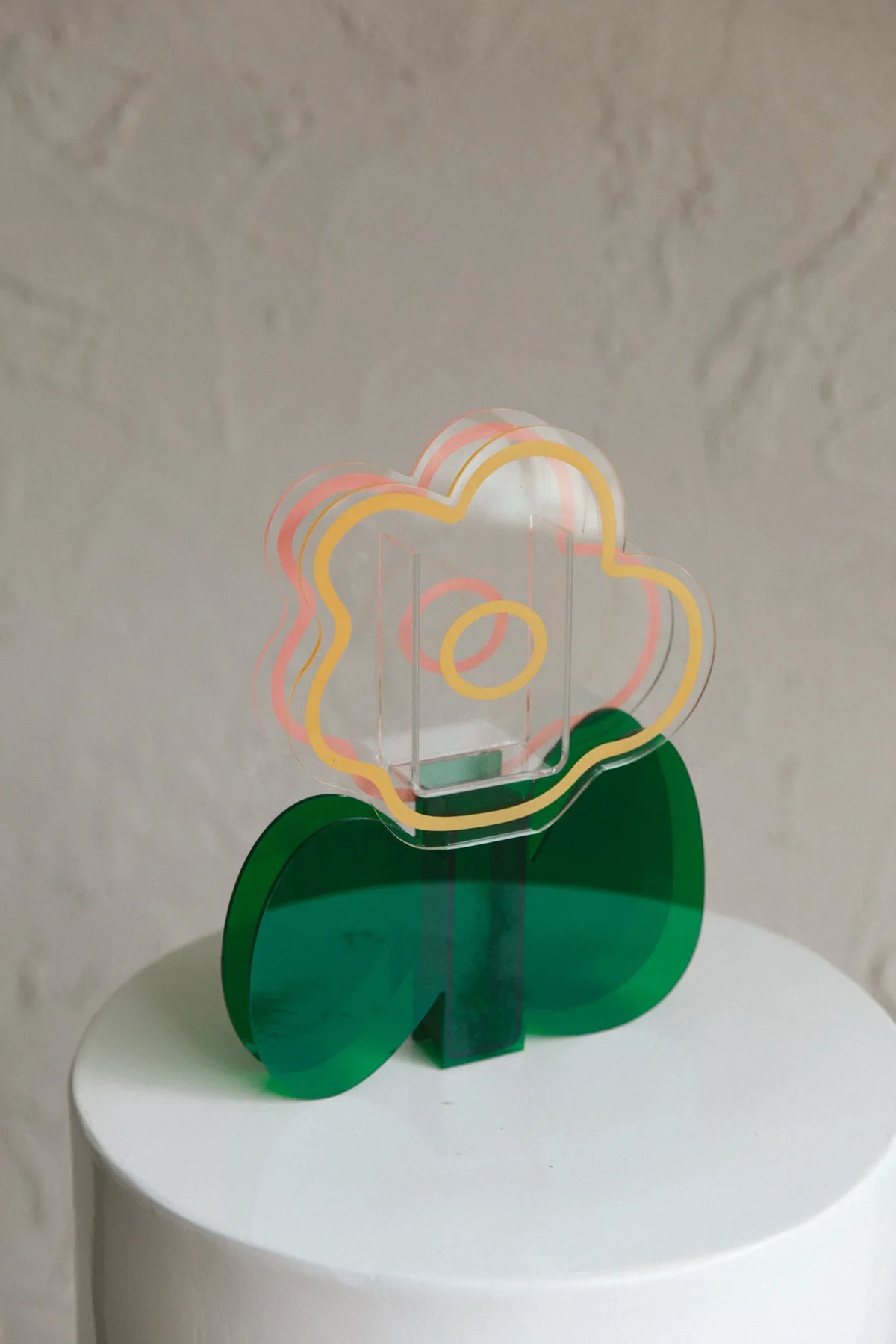 Anemone Eco-friendly Acrylic Vase Clear