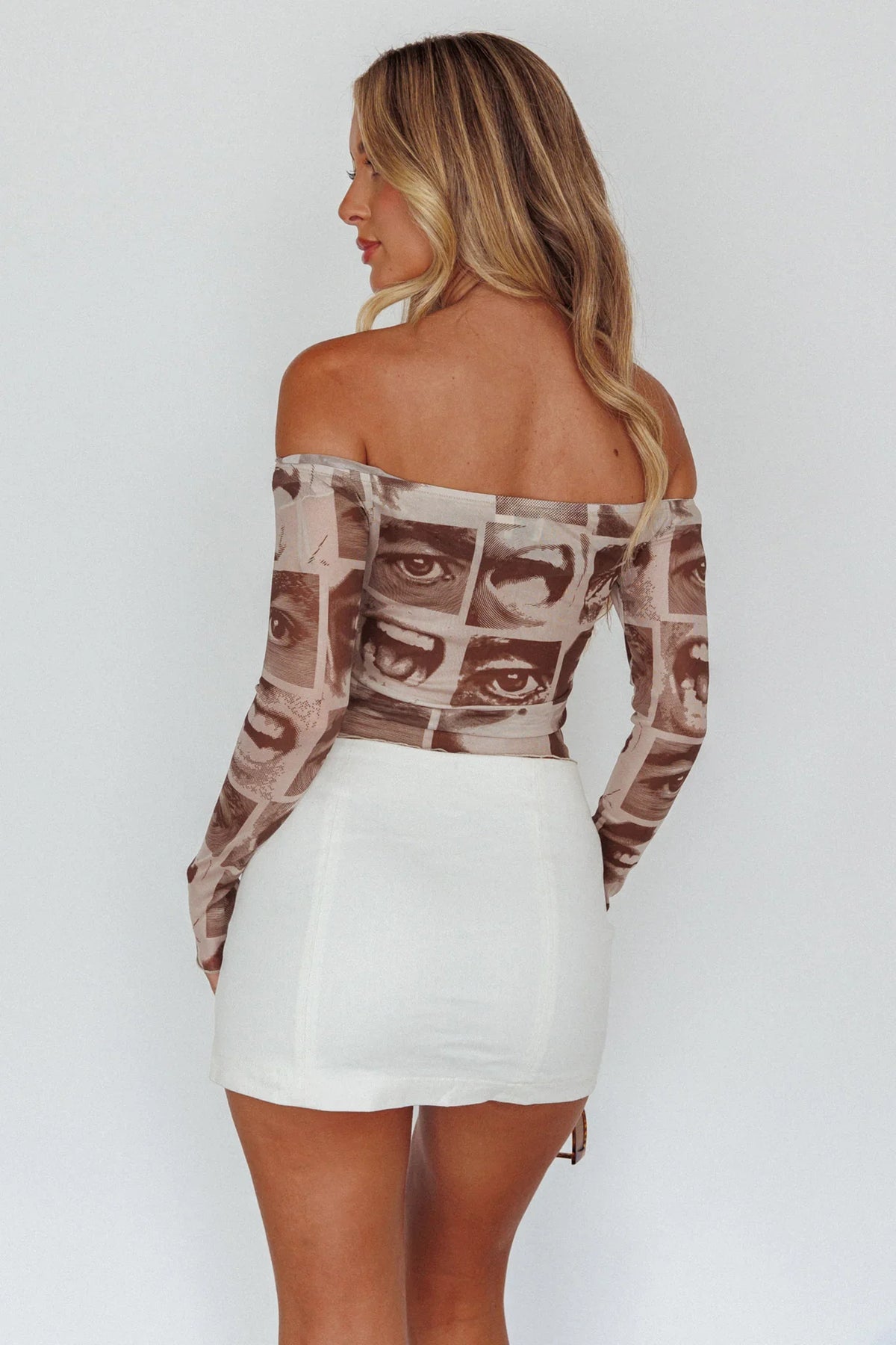 Ramona Long Sleeve Off-Shoulder Top Print Brown
