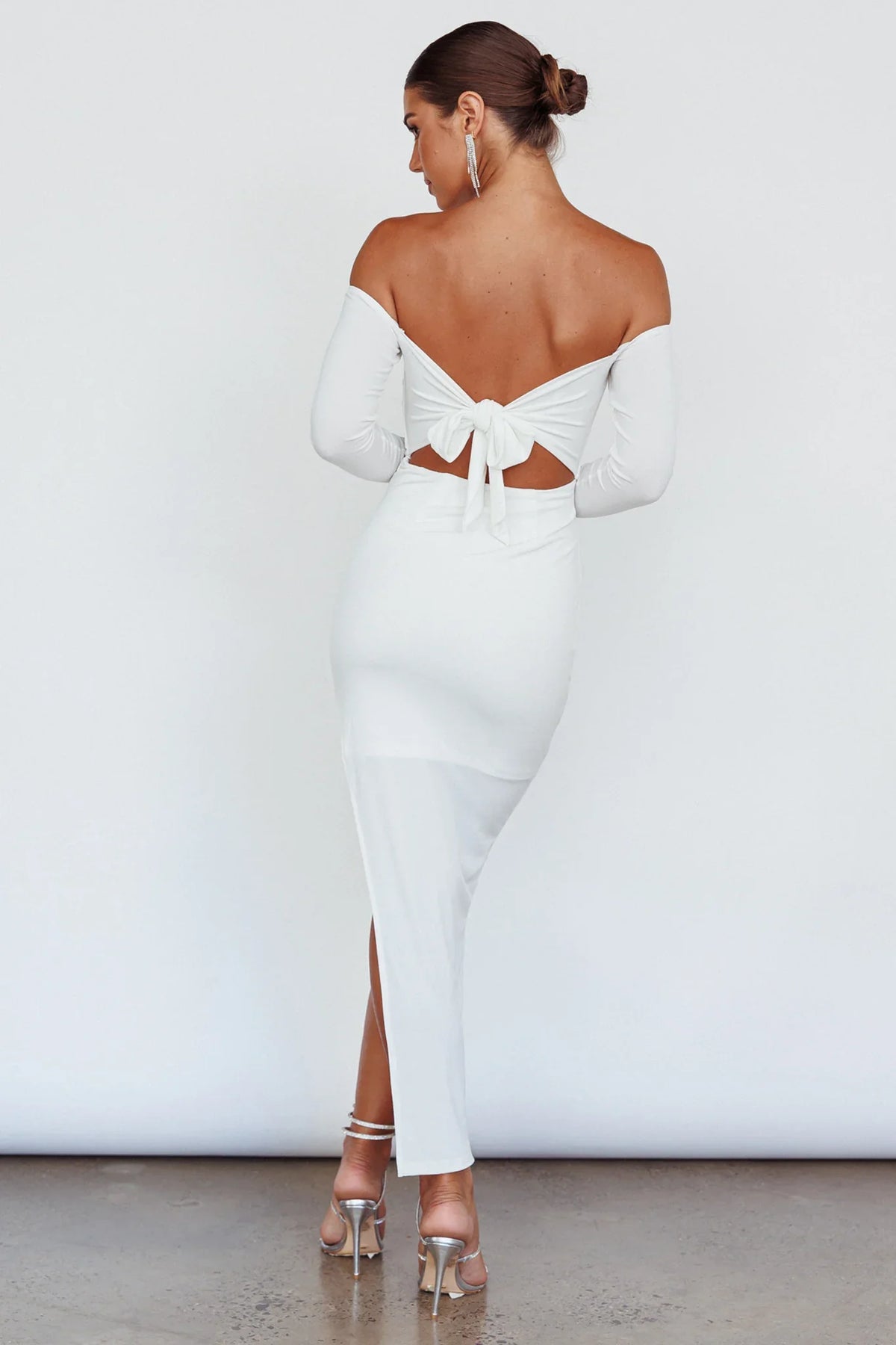 Sentimental Mood Off-Shoulder Midi Dress White